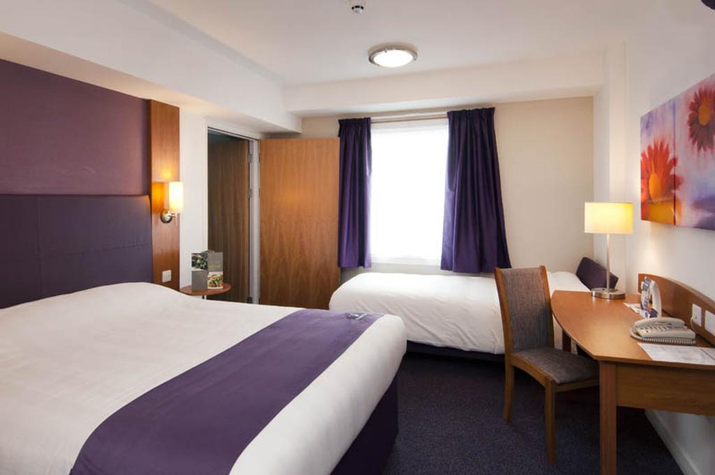 Comfort Inn Kensington Londres Quarto foto